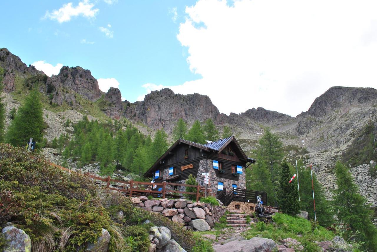 Hotel Belvedere Wellness & Family Baselga di Pine Exterior photo