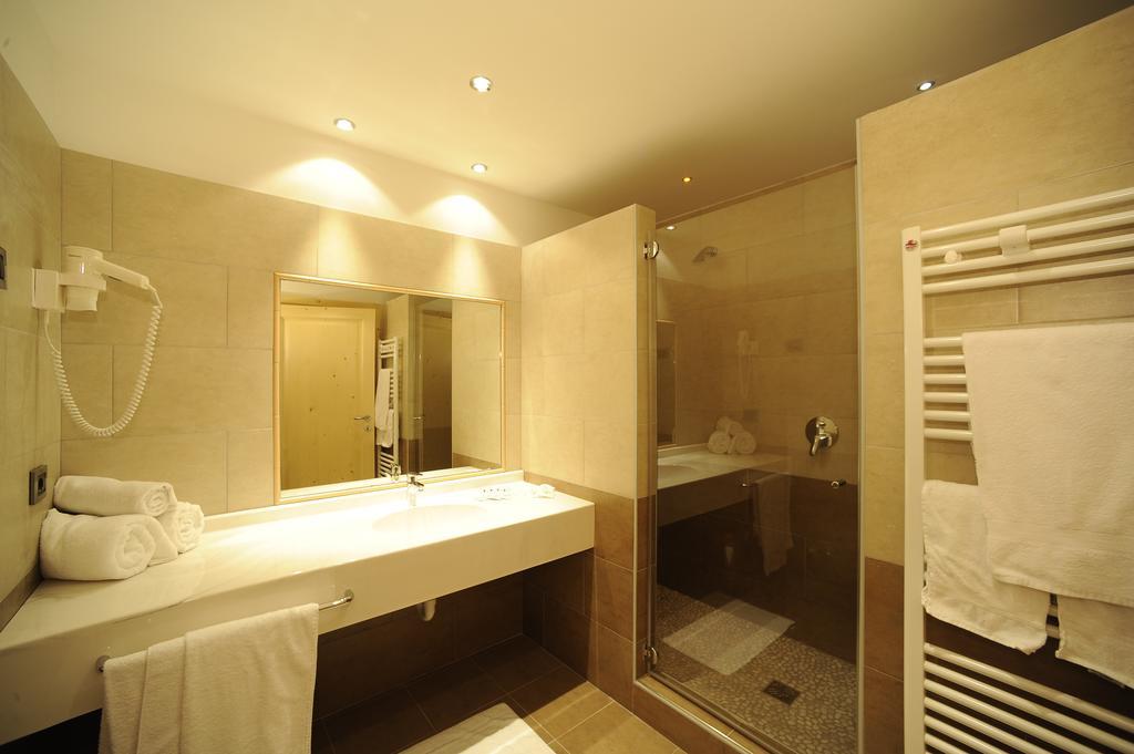 Hotel Belvedere Wellness & Family Baselga di Pine Exterior photo